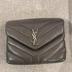 SAINT LAURENT Calfskin Y Quilted Monogram Toy Loulou Crossbody Bag Grey Kaki